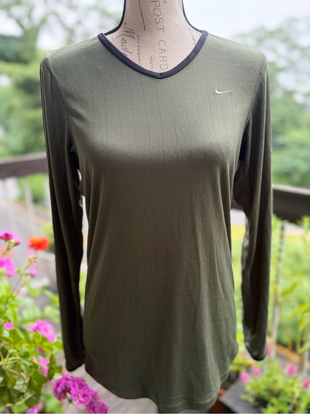 Nike Dri-FIT ADV Performance Long-Sleeve Shirt - Olive Green - Women's Small